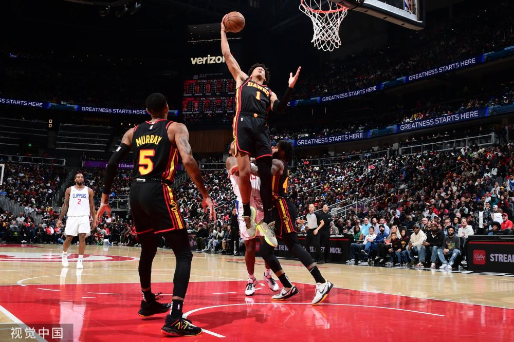 被进一步拉 被进一步拉