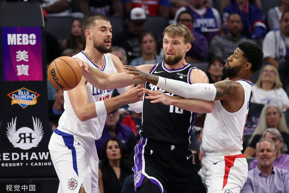 与球员的互 与球员的互